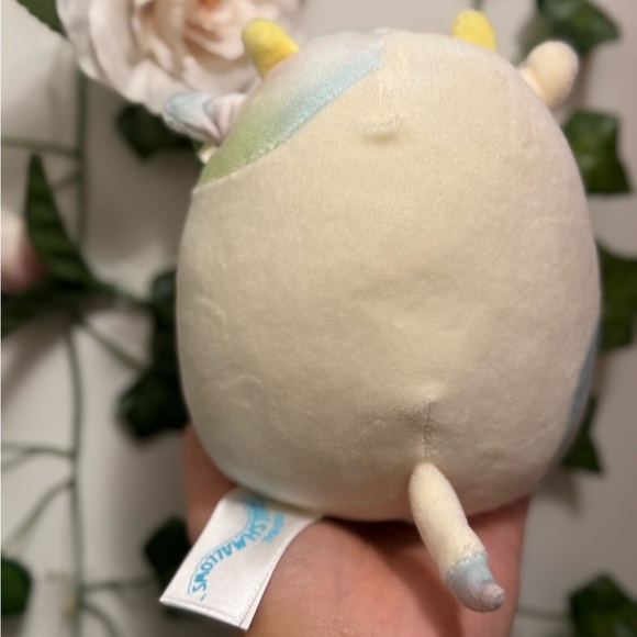 𝐒𝐪𝐮𝐢𝐬𝐡𝐦𝐚𝐥𝐥𝐨𝐰𝐬 - Candess 🐮💛 - Picture 2 of 5